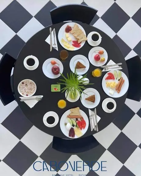 Cabo Verde Boutique Hotel باتومي