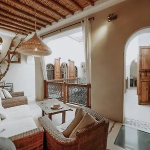 Dar Nour El Houda رياد