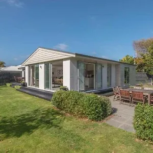  Bed & Breakfast In The Heart Of Fendalton Nieuw-Zeeland